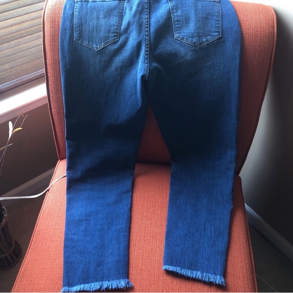 New York & Company Jeans size 8 - Picture 3 of 6